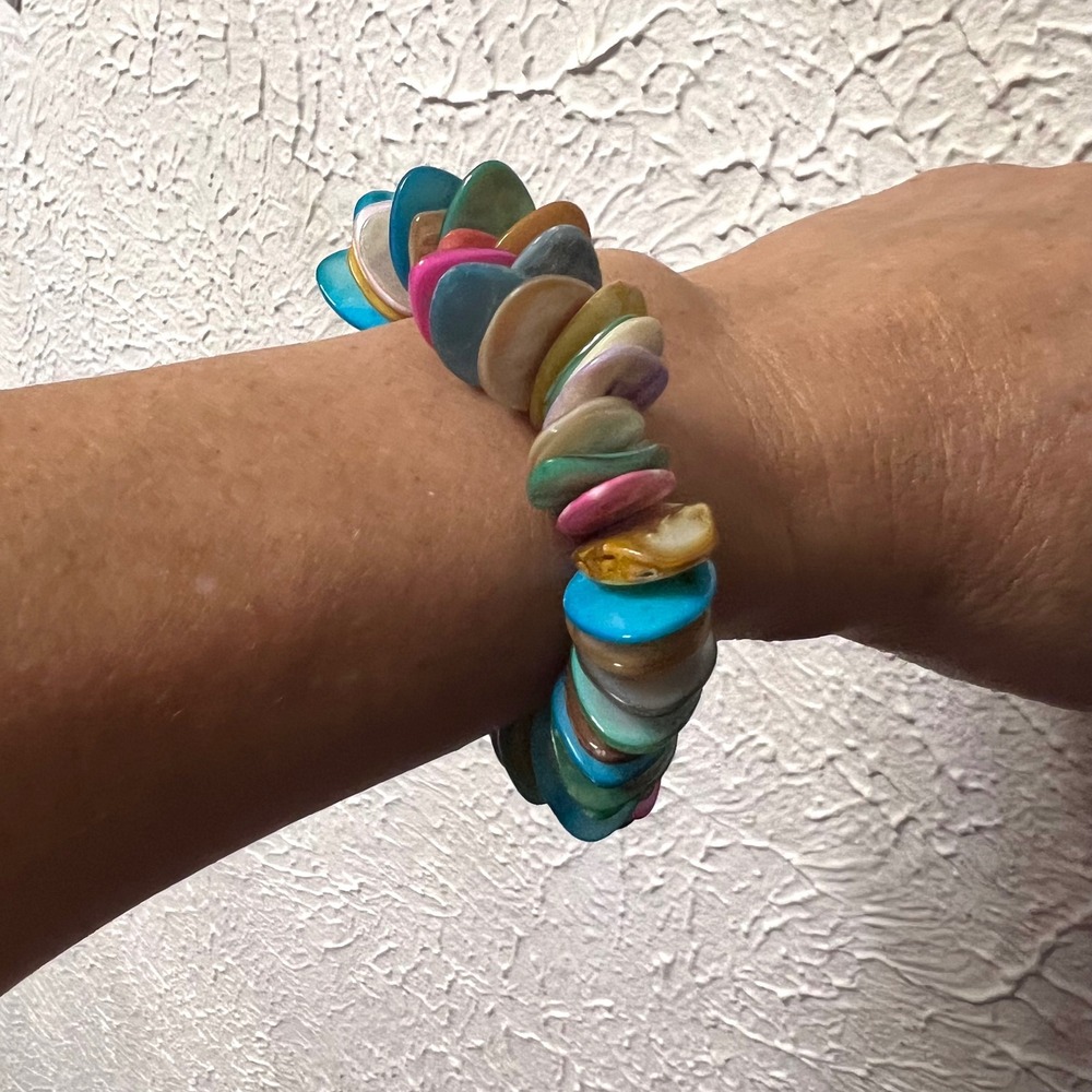 Colorful Shell Bracelet - Stretchy‎ Band - Funky Boho Chic Jewelry Bohemian - Picture 3 of 6